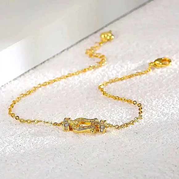 Gold Horseshoe Zircon Bracelet Chain Link Snaffle Stirrup D Ring Gift for Friend - Picture 5 of 10